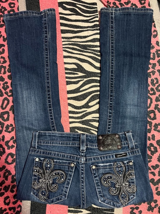Miss Me Denim - Miss Me jeans fleur-de-lis embroidery bootcut low rise jeans